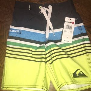 NWT Quiksilver Everyday Stripe boy shorts